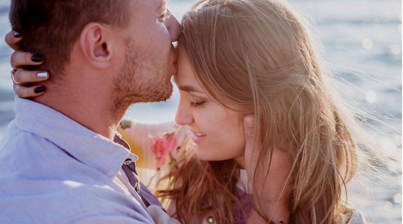 Die 5 intimsten Sternzeichen-Paare mit starker emotionaler Verbindung