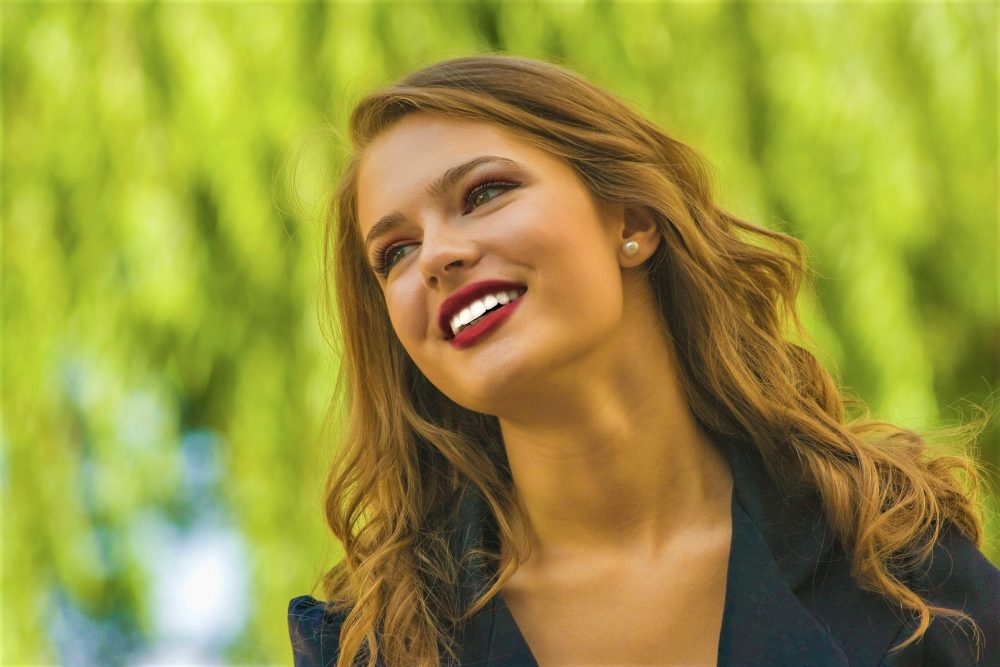 10 Arten von Lächeln und ihre Bedeutung