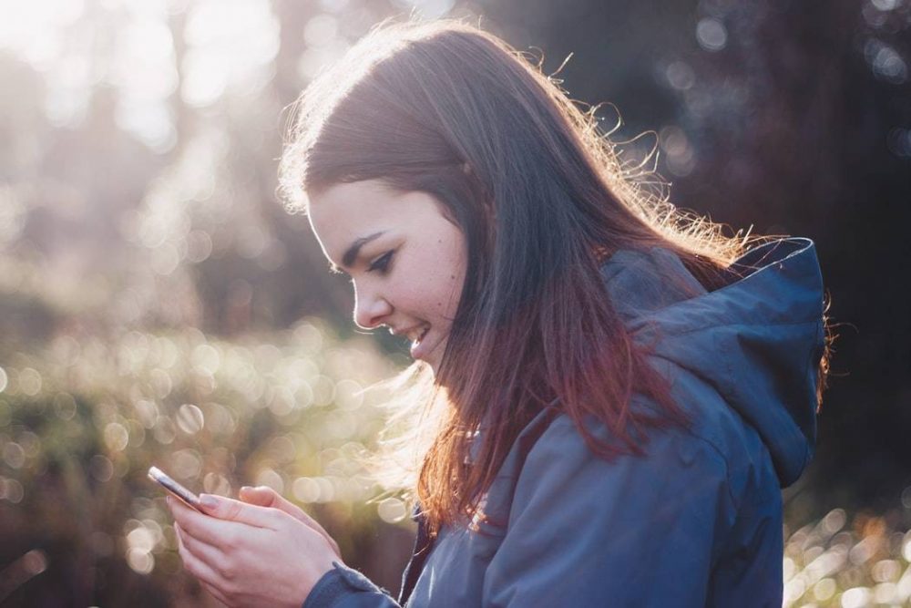 11 Wege, wie Paare durchs Texten ihre Beziehung ruinieren (ohne es zu merken)