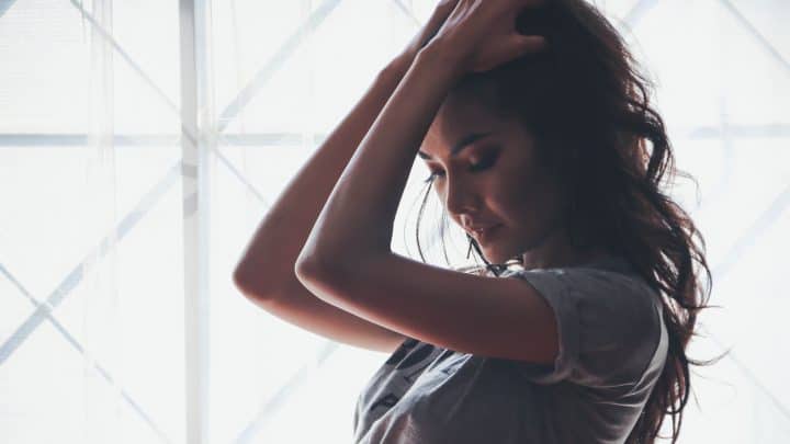 6 Beeinflussbare Verhaltensweisen, die eine Frau in der Liebe sabotieren