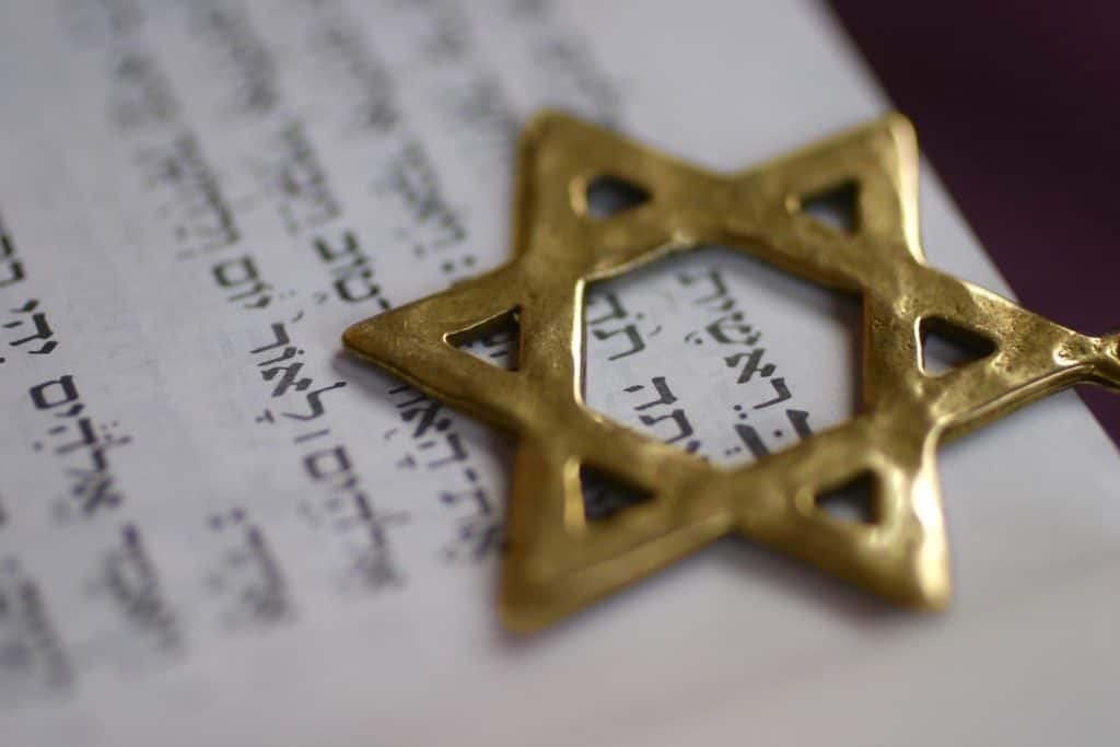 15 Herausragende christliche Symbole und ihre Bedeutung 15 Herausragende christliche Symbole und ihre Bedeutung