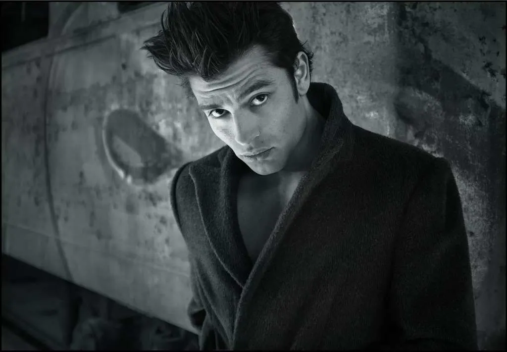 13 Anzeichen dafür, dass ein Skorpion-Mann in Sie verliebt ist