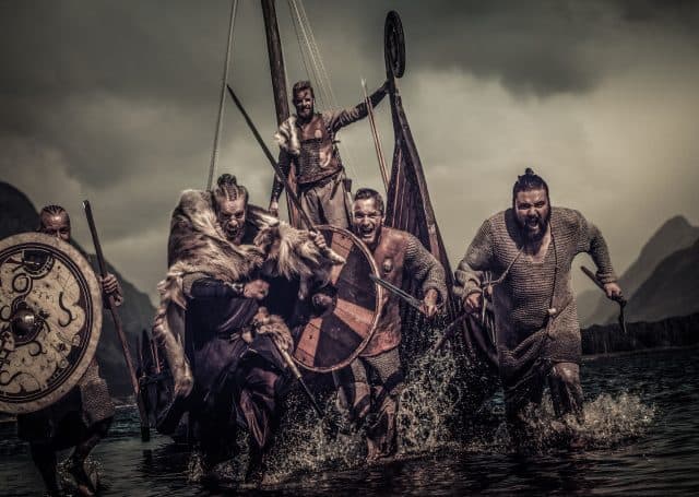 Mitos e Culturas - #Tyr Bjorn Ironside, o Filho de Ragnar Lothbrok