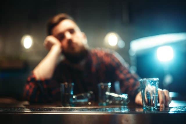 Betrunkenes Verhalten: Wie man sich peinliche Fehler vergibt