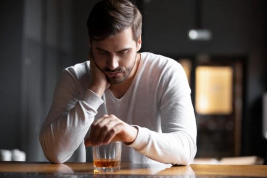 Verhalten von Alkoholikern in Beziehungen