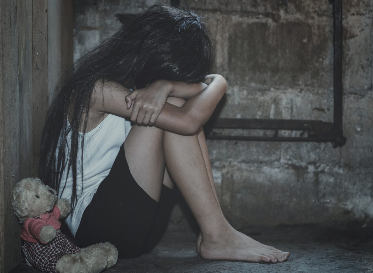Hier sind 7 Anzeichen dafür, dass du in einer toxischen Familie aufgewachsen bist