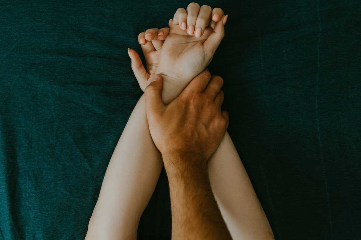 10 Zeichen, dass du nur sein Mitternachtsdate bist