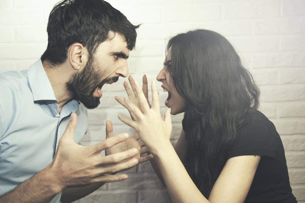 4 Dinge, die passieren, wenn du mit deinem Partner streitest