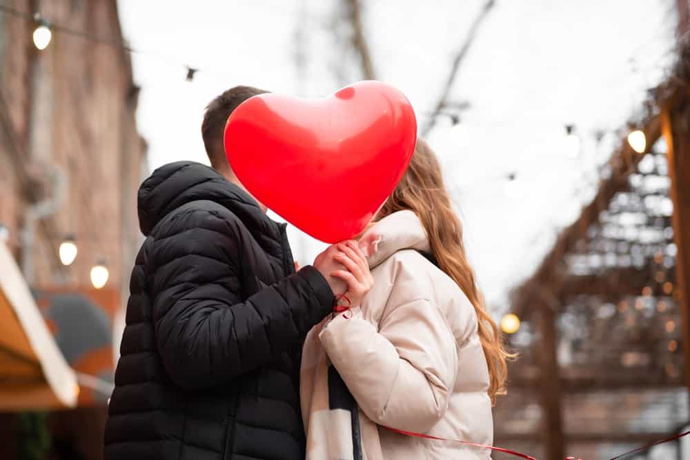 Löwe und Stier: Kompatibilität in Liebe, Leben und Ehe