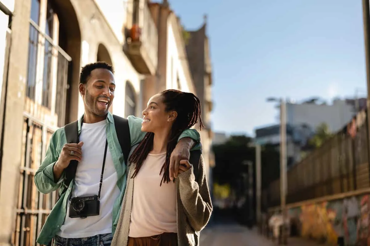 Mit diesen 6 Verhaltensweisen wird er dich unwiderstehlich finden