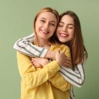 Horoskope für Mütter und Töchter: Welche Kombination von Sternzeichen ergibt ein unwiderstehliches Duo
