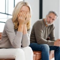 10 Anzeichen dafür, dass du einen gutmeinenden Mann geheiratet hast, der als Partner ungewollt nutzlos ist