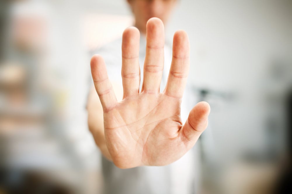 5 Versteckte Hinweise in deinen Händen, die verraten, wie stark deine Beziehung ist