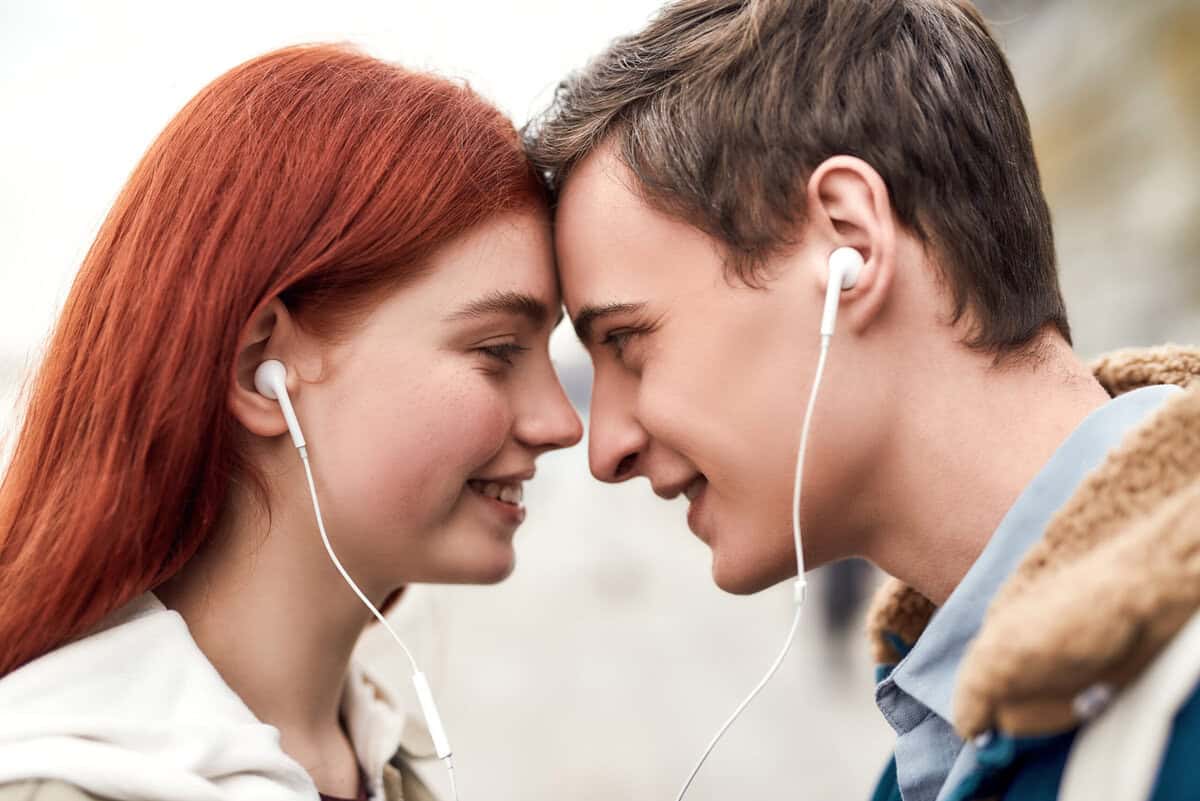 7 Wege, sich mit deinem Partner zu verbinden