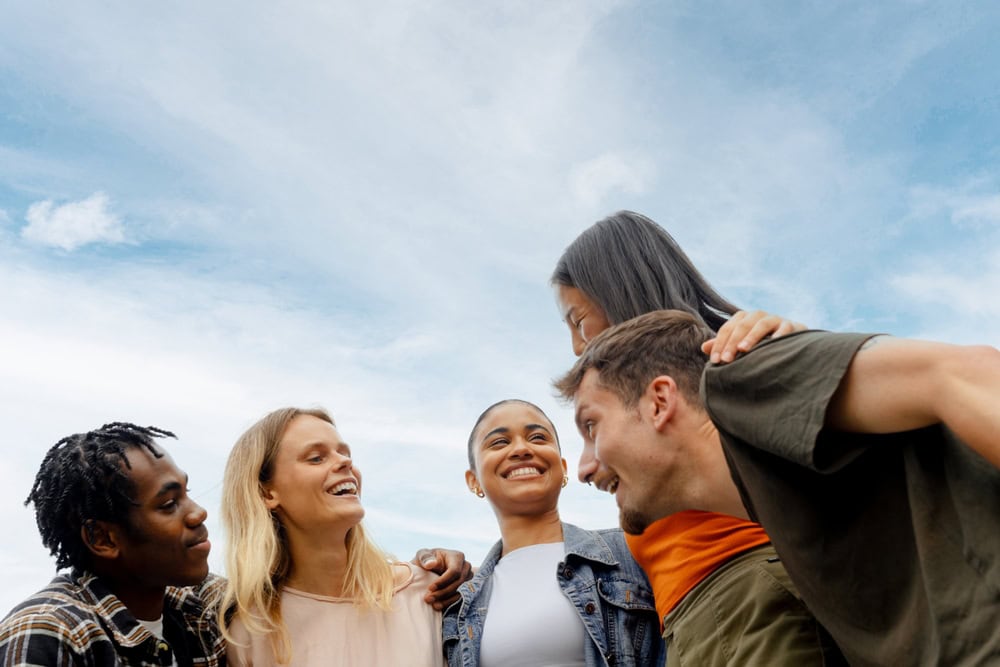 Die bizarre Theorie, die erklärt, warum Millennials so viel jünger aussehen als die Gen-Z