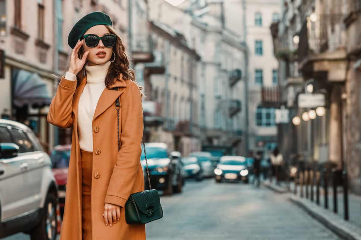 Die verführerische Macht der Femme fatale und wie Sie eine werden können