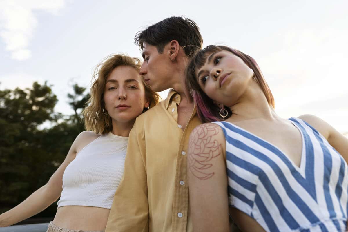 Polyamorie leben: 10 Anzeichen, dass du innerlich dafür bereit bist